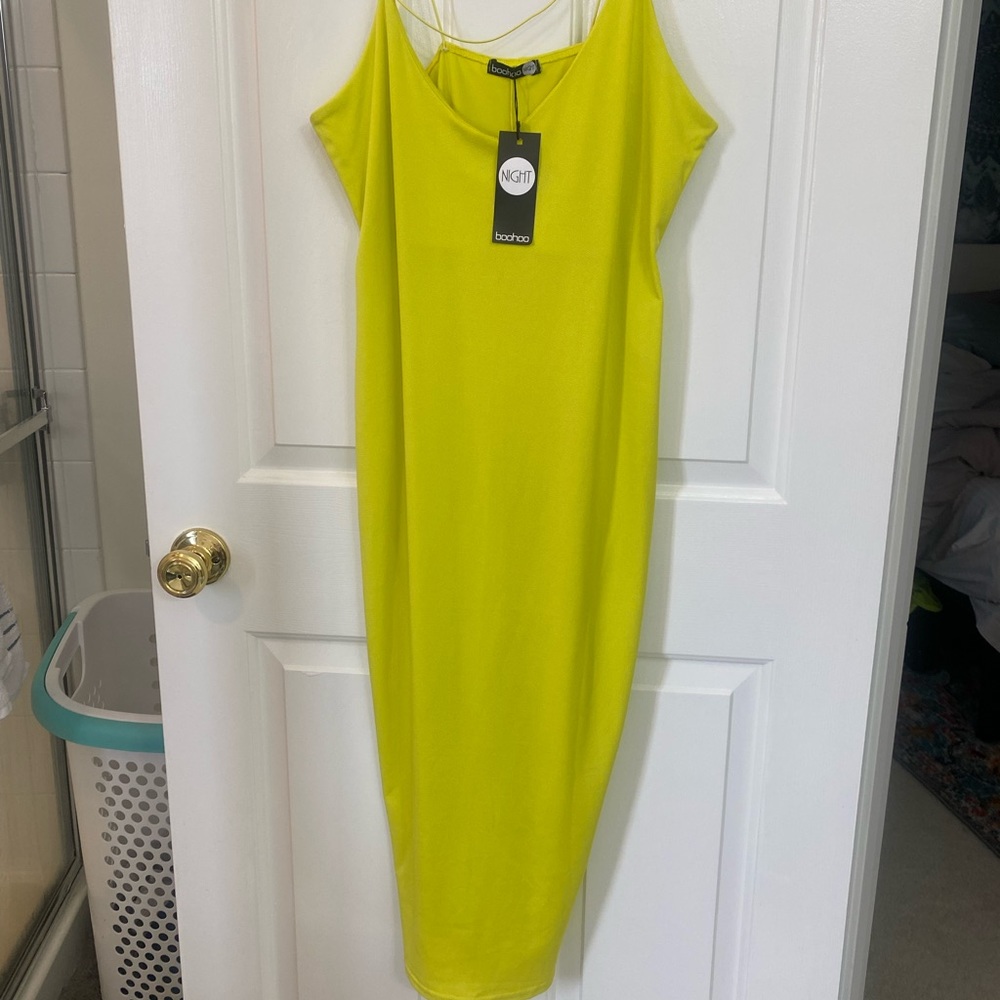 Mid length speghetti strap Dress